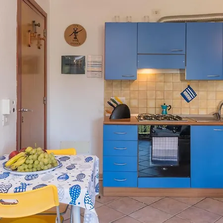 Casa Emozione With Shared Pool - Happy