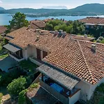 Casa Emozione With Shared Pool - Happy *