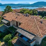 Casa Emozione With Shared Pool - Happy
