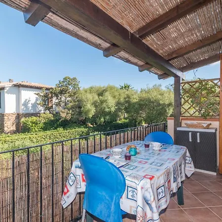 Casa Emozione With Shared Pool - Happy Apartment