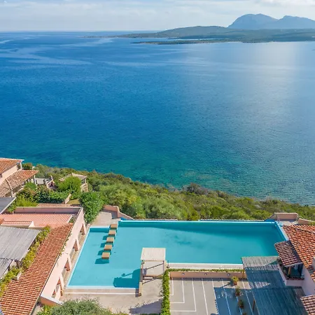 Casa Emozione With Shared Pool - Happy *