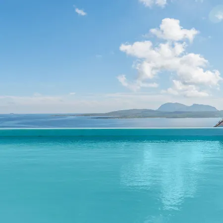 Casa Emozione With Shared Pool - Happy *
